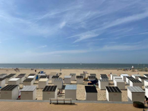 Uniek appartement op de Zeedijk met parking